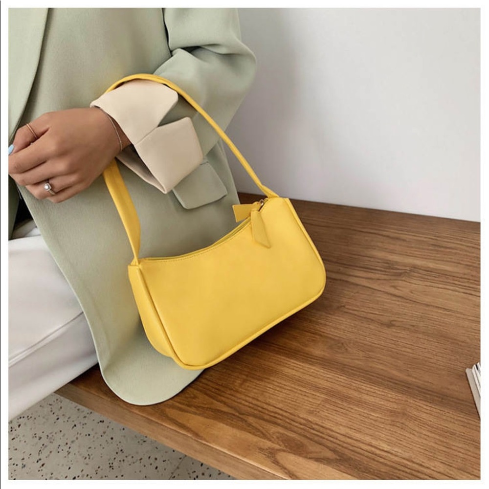 Hobo Small Yellow Bag Cute Purse Women Handbag - Picture 3 of 7